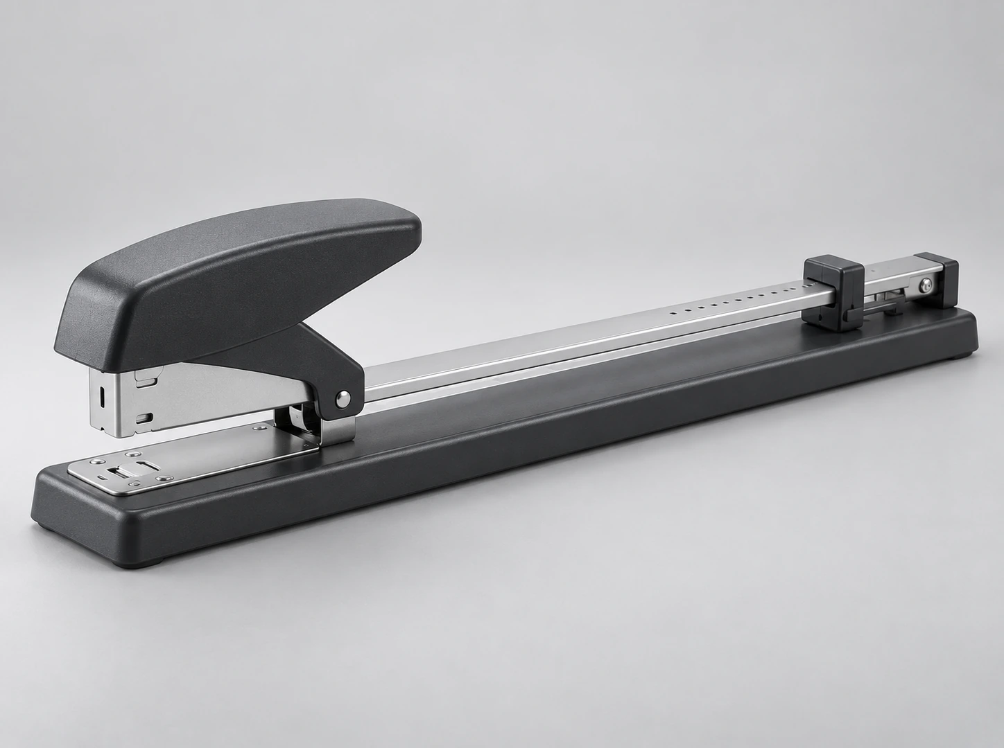 LRS44 Long-Reach Saddle Stapler